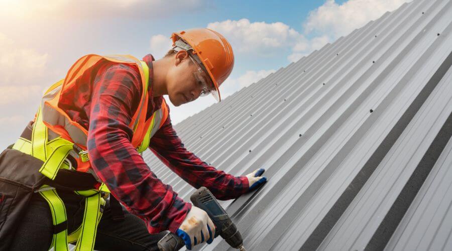 Expert new roof installation services in Deputy, IN